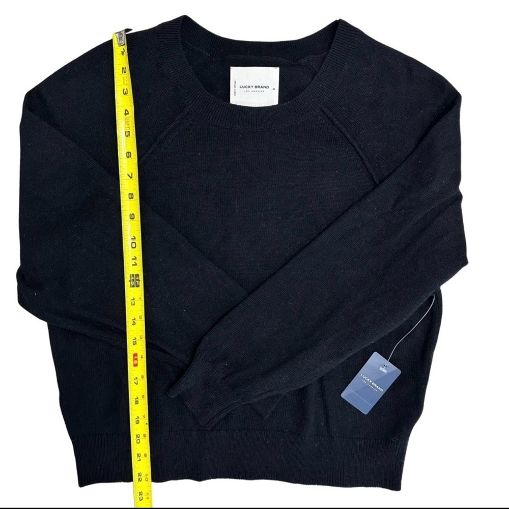 Lucky Brand Black Crew Neck Sweater SZ
Medium Cashmere Blend Black Boxy Cut NWT - Picture 7 of 8